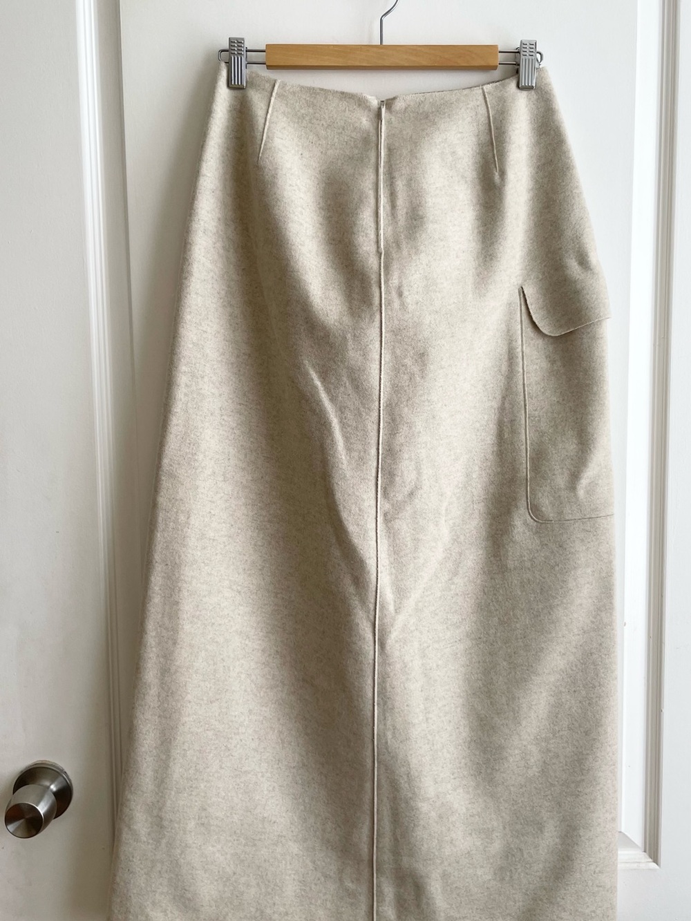 Vintage DKNY Wool A Line Midi Skirt Sz 4 Lagenlook Minimalist Cargo Pocket Y2K - Picture 2 of 5